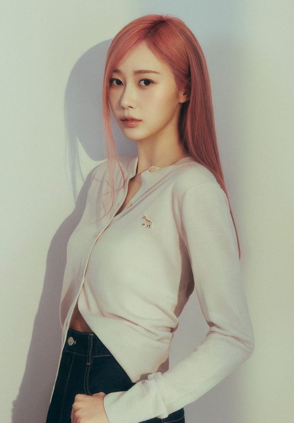 Giselle aespa pink hair (1)